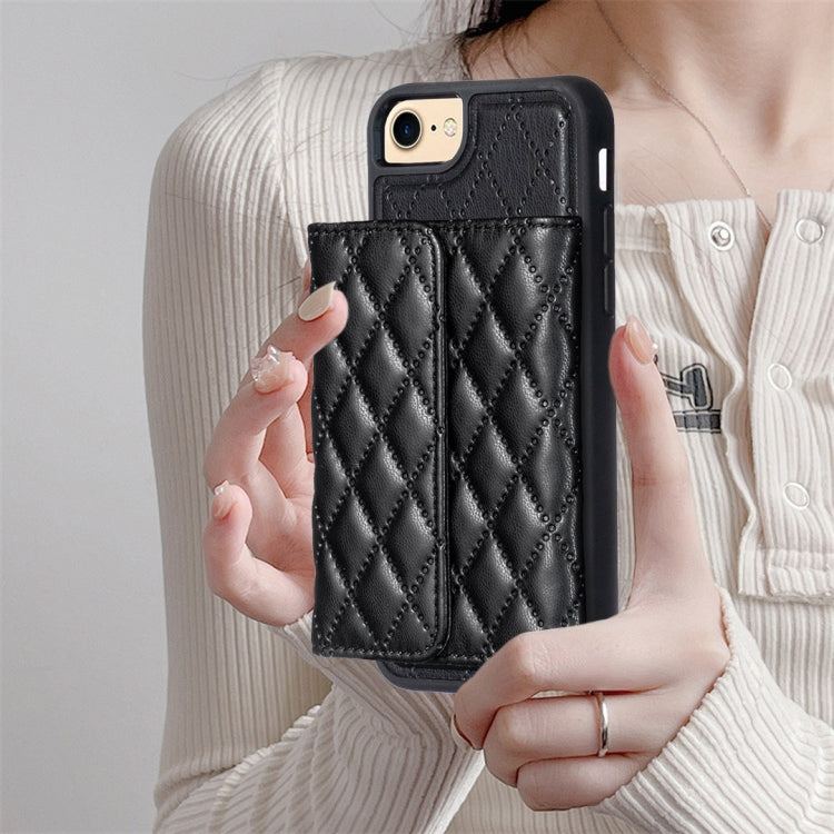 For iPhone SE 2022 / SE 2020 / 7 / 8 Horizontal Wallet Rhombic Leather Phone Case