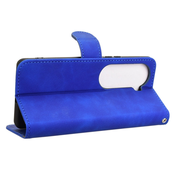 For vivo V40e 5G India / iQOO Z9s 5G Skin Feel Magnetic Flip Leather Phone Case