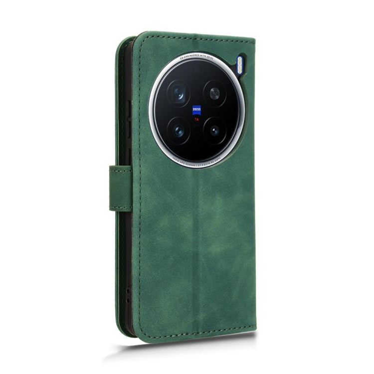 For vivo X200 Pro 5G Skin Feel Magnetic Flip Leather Phone Case