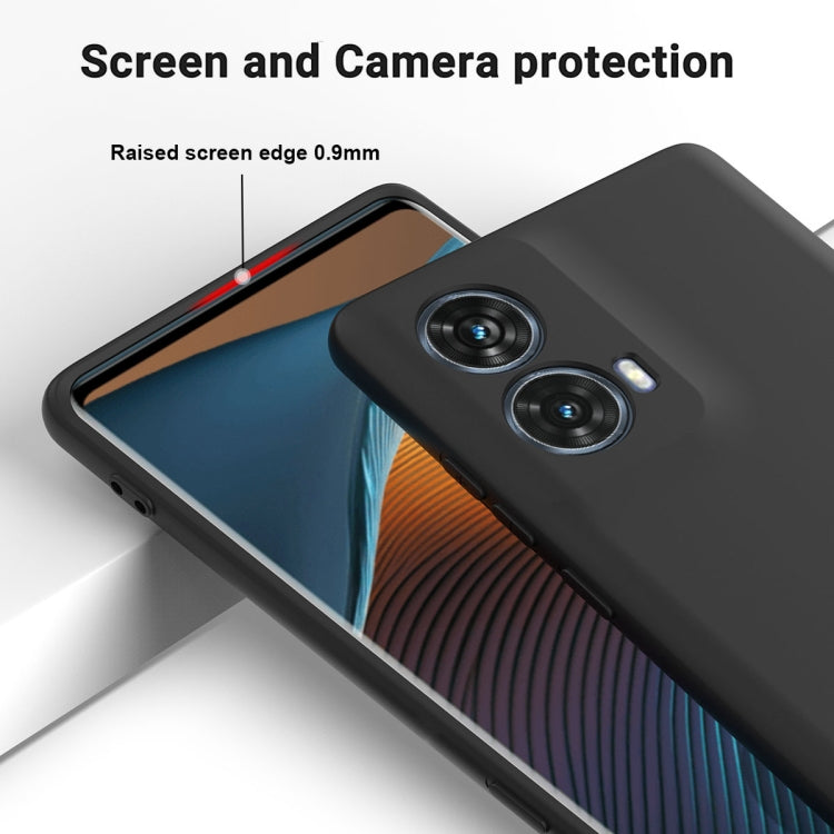 For Motorola Moto G85 Solid Color Liquid Silicone Dropproof Full Coverage Phone Case