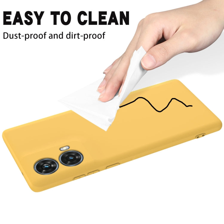 For Motorola Moto G85 Solid Color Liquid Silicone Dropproof Full Coverage Phone Case