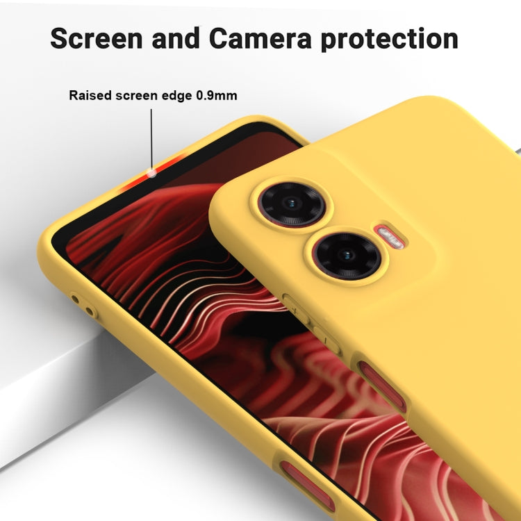 For Motorola Moto G35 Solid Color Liquid Silicone Dropproof Full Coverage Phone Case