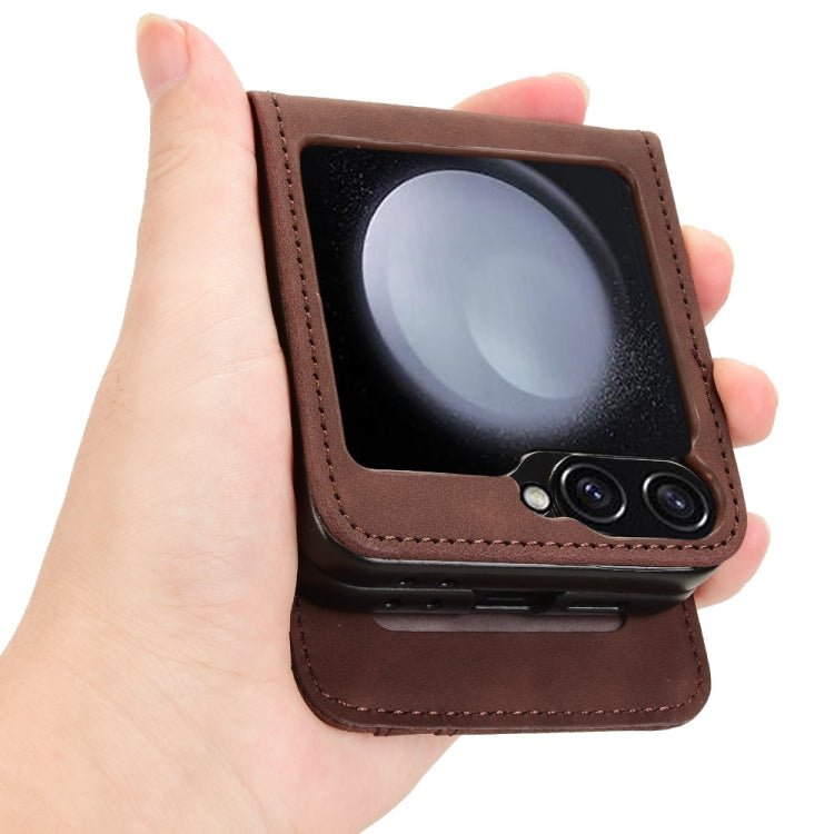 For Samsung Galaxy Z Flip7 FE / Z Flip6 Skin-feeling Half-split External Card Slot Folding Phone Case