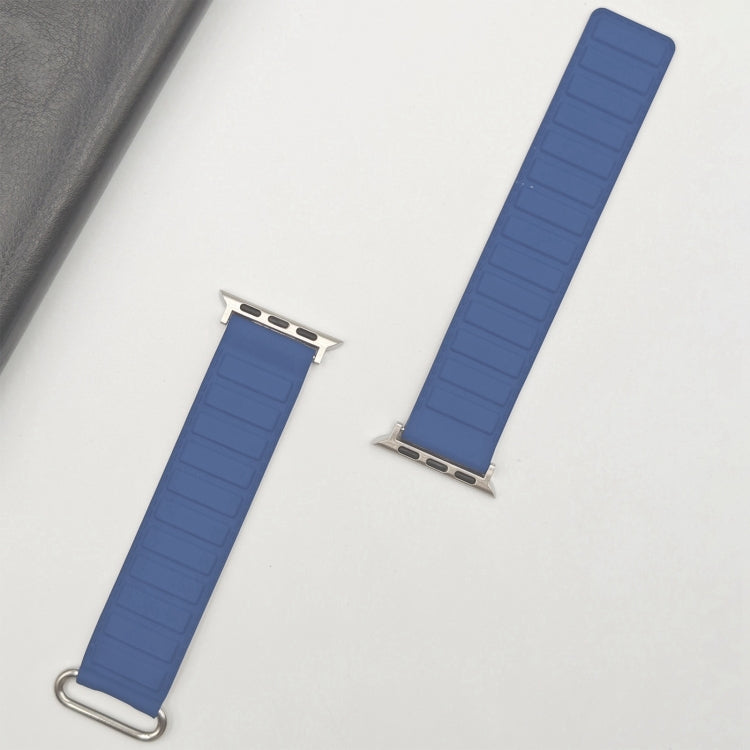 For Apple Watch Series 10 46mm Reverse Buckle Magnetic Silicone Watch Band