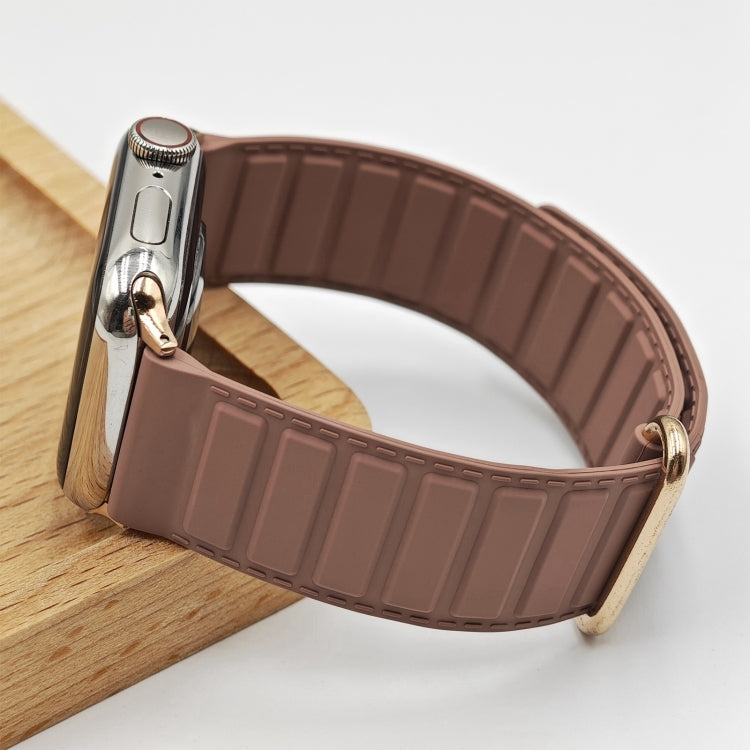 For Apple Watch Series 10 46mm Reverse Buckle Magnetic Silicone Watch Band
