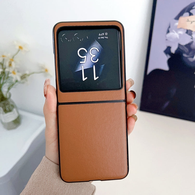 For Motorola Razr 50 Solid Color Leather Texture Phone Case