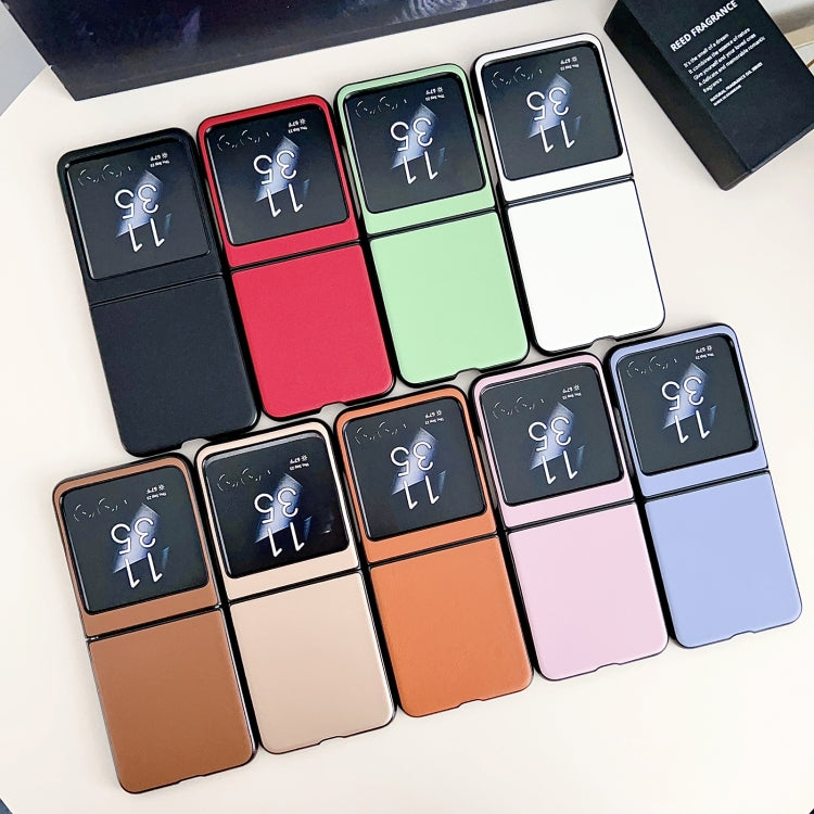 For Motorola Razr 50 Solid Color Leather Texture Phone Case