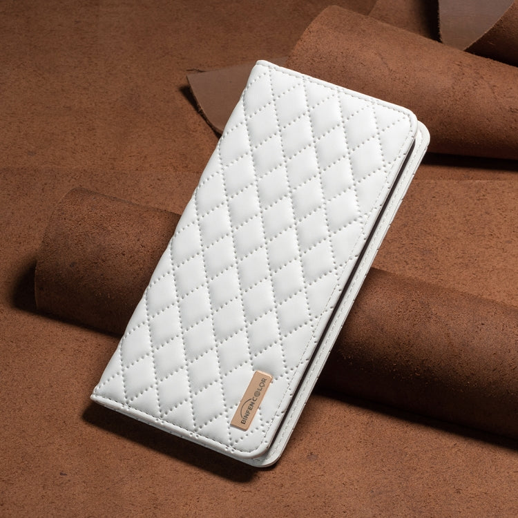 For Honor 200 Lite Global Diamond Lattice Magnetic Leather Flip Phone Case