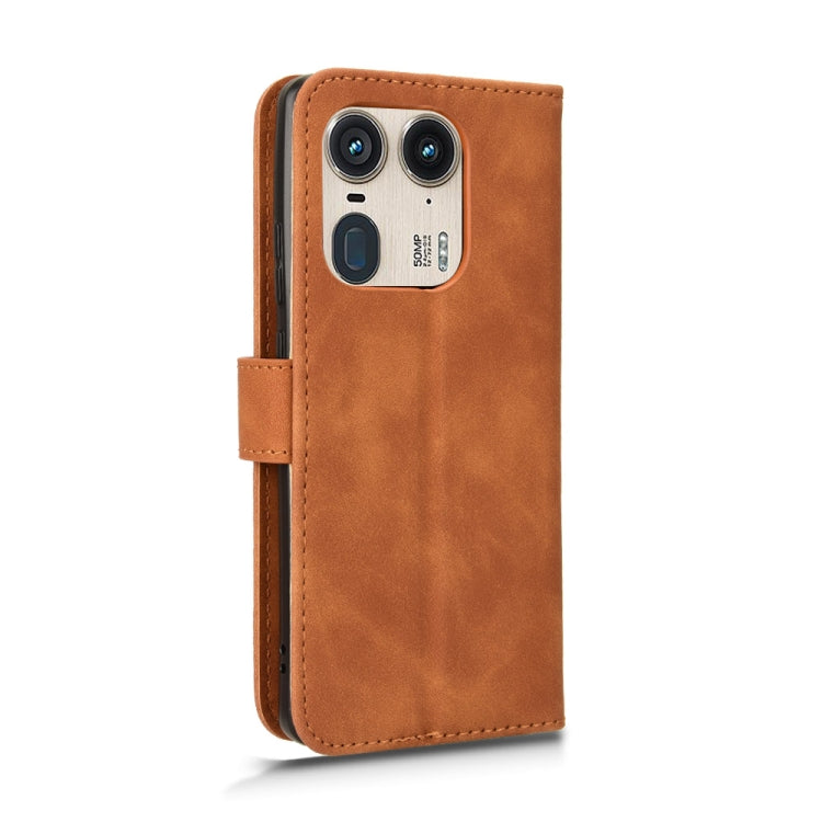 For Motorola Edge 50 Ultra Skin Feel Magnetic Flip Leather Phone Case