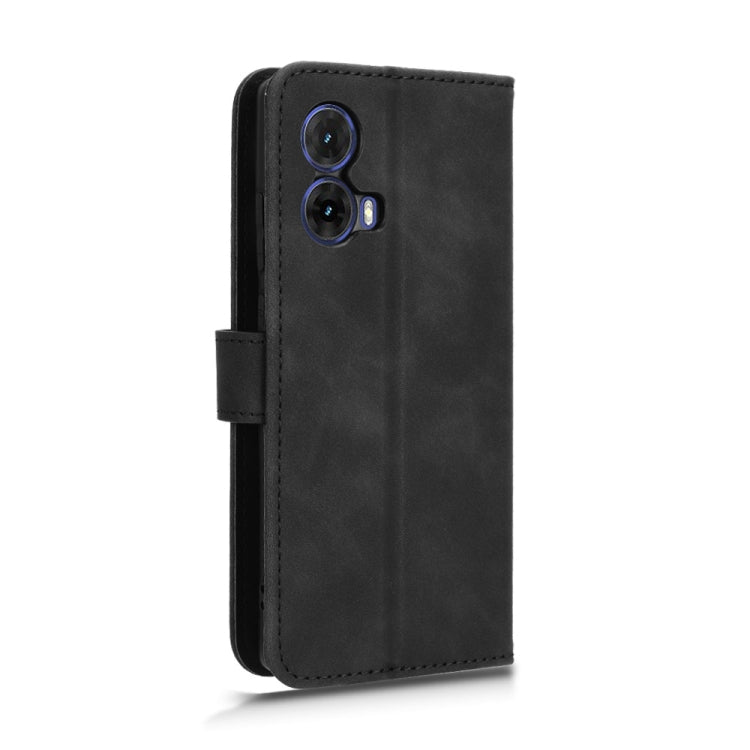For Motorola Moto G85 / S50 Neo Skin Feel Magnetic Flip Leather Phone Case