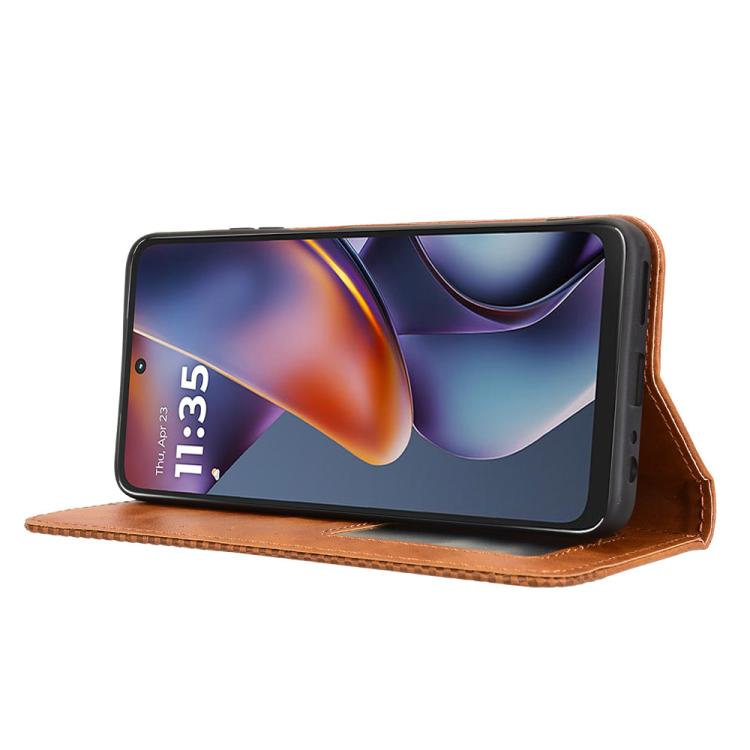 For Motorola Moto G Play 2025 Magnetic Buckle Retro Texture Leather Phone Case