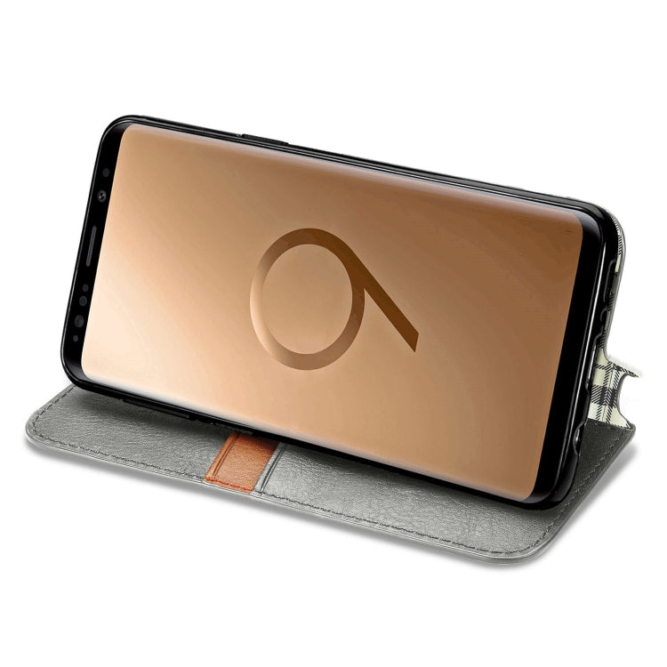 For Samsung Galaxy S9 Plus Cubic Grid Pressed Horizontal Flip Magnetic Leather Case with Holder & Card Slots & Wallet