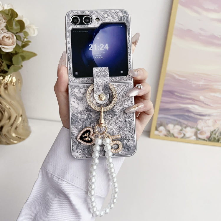 For Samsung Galaxy Z Flip6 / Flip7 FE Embroidery Style Full Coverage Phone Case with Ring Bead Chain