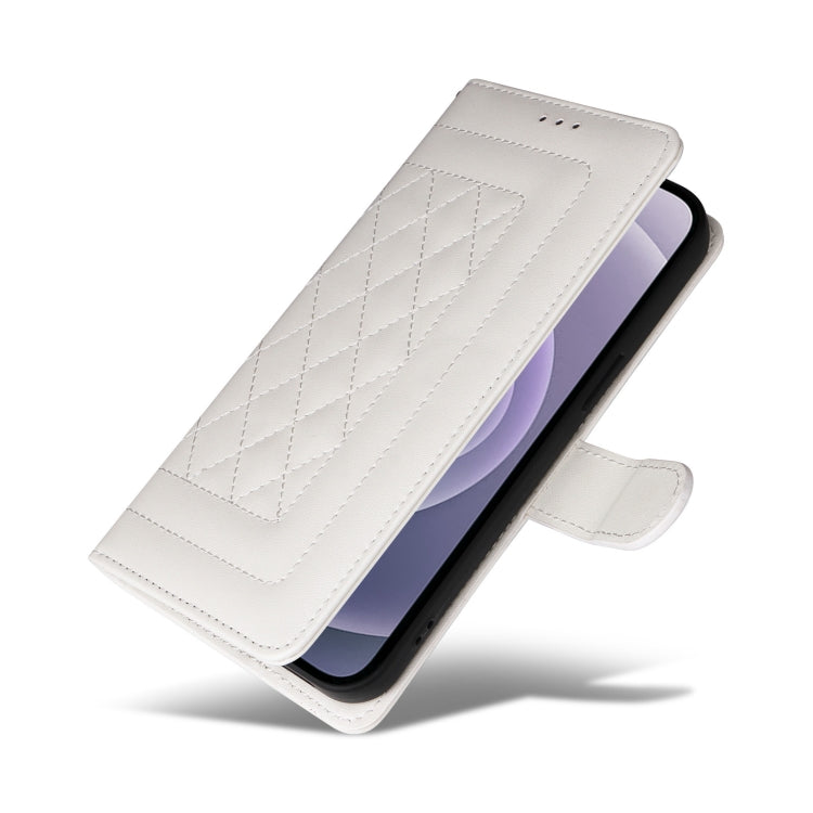 For iPhone 12 / 12 Pro Diamond Lattice Leather Flip Phone Case