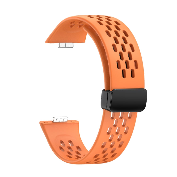 For Huawei Watch Fit 5 / Fit 5 Pro / Fit 4 Hole Style Magnetic Folding Black Buckle Silicone Watch Band