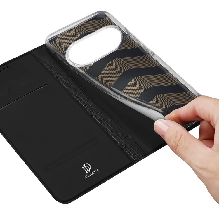 For Google Pixel 10 / 10 Pro DUX DUCIS Skin Pro Series Horizontal Flip Phone Leather Case
