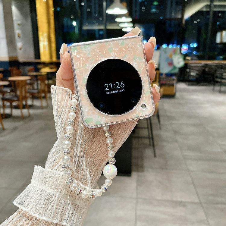 For ZTE nubia Flip Pearlescent Shell Texture Heart Pattern Phone Case with Bracelet