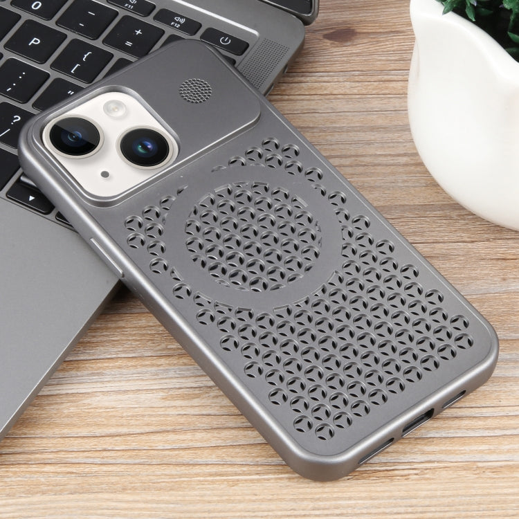 For iPhone 15 Plus Pure Color Honeycomb Aromatherapy MagSafe Phone Case