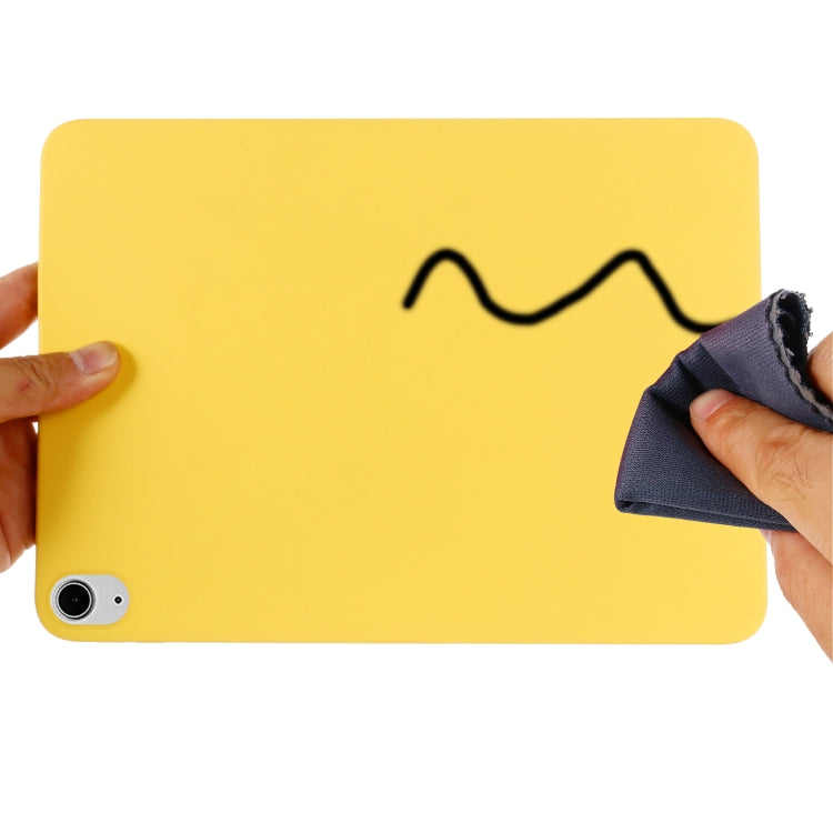 For iPad Air 13 2026 / 2025 / 2024 Pure Color Liquid Silicone Shockproof Tablet Case