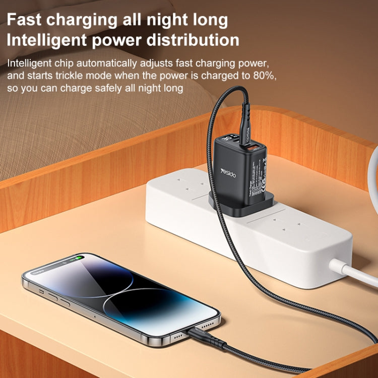 Yesido YC88 30W USB + Dual USB-C / Type-C Digital Display Charger, Specification:UK Plug - Black