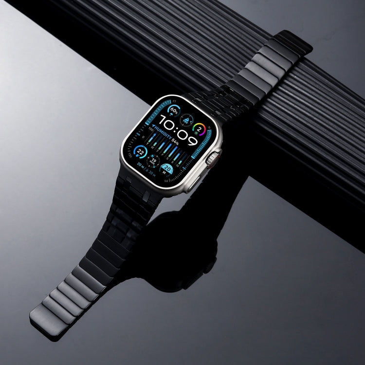 For Apple Watch SE 44mm Magnetic Stainless Steel Watch Band