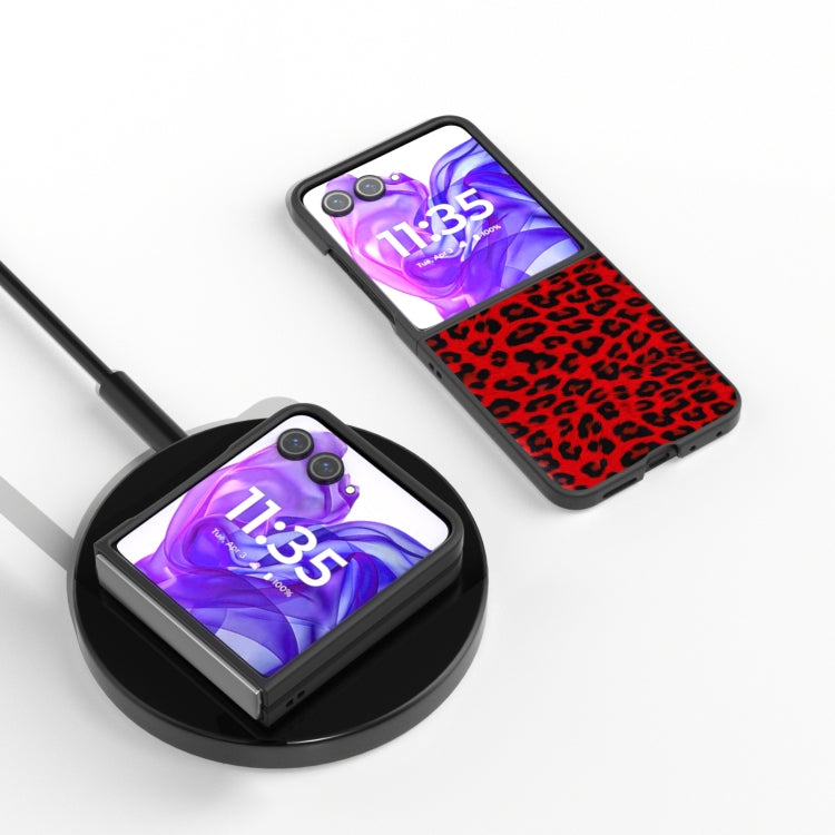 For Motorola Razr 50 Ultra Black Edge Leopard Phone Case
