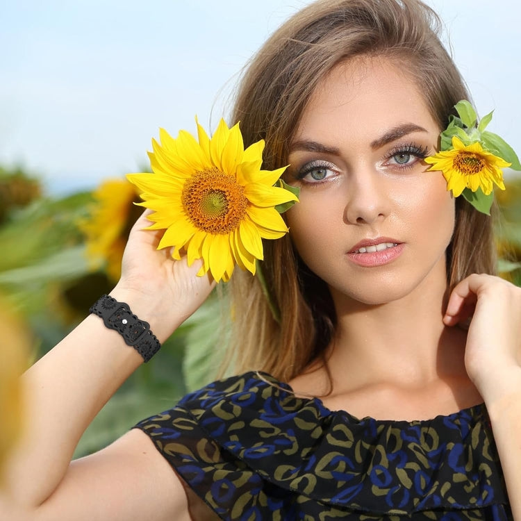 For Apple Watch Series 9 45mm Lace Sunflower Embossed Silicone Watch Band
