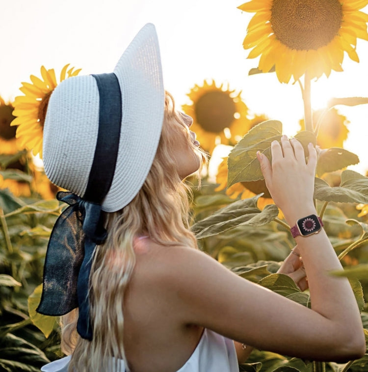 For Apple Watch Series 9 45mm Lace Sunflower Embossed Silicone Watch Band
