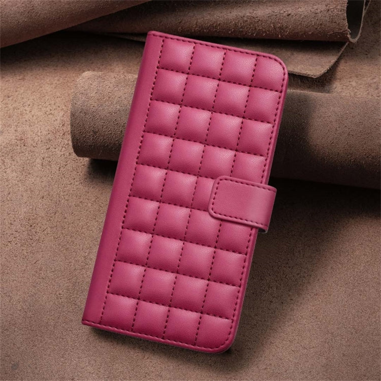 For Motorola Edge 40 5G Square Texture Leather Phone Case