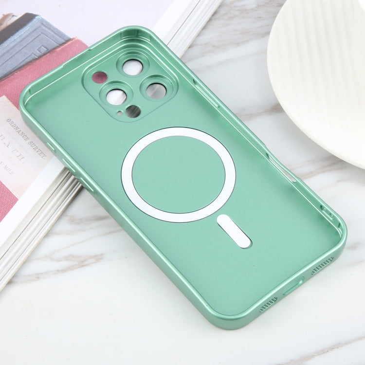 For iPhone 16 Pro Liquid TPU Silicone Solid Color MagSafe Phone Case