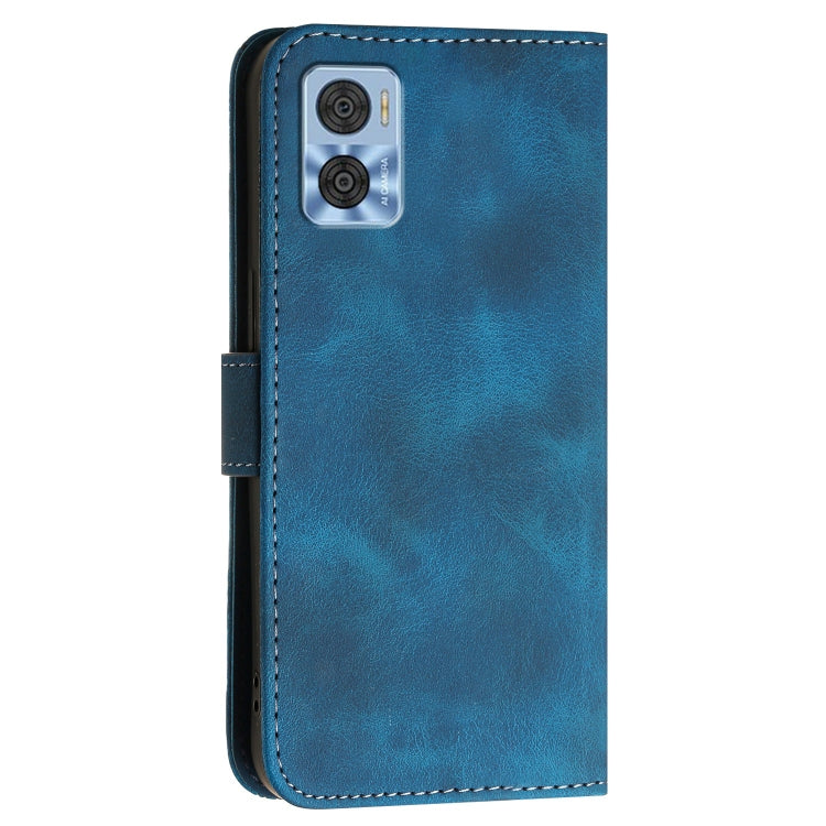For Motorola Moto E22 Grid Butterfly Embossed Pattern Leather Phone Case with Lanyard