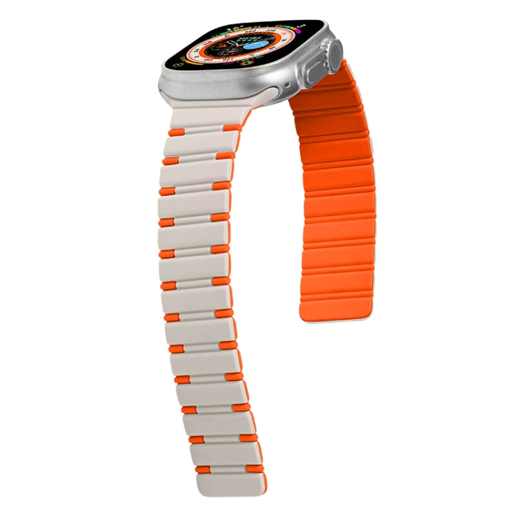 For Apple Watch Series 6 44mm Two-color Magnetic Silicone Watch Band