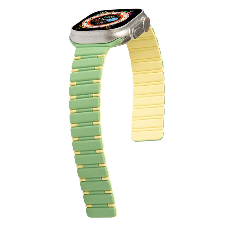 For Apple Watch Series 6 44mm Two-color Magnetic Silicone Watch Band