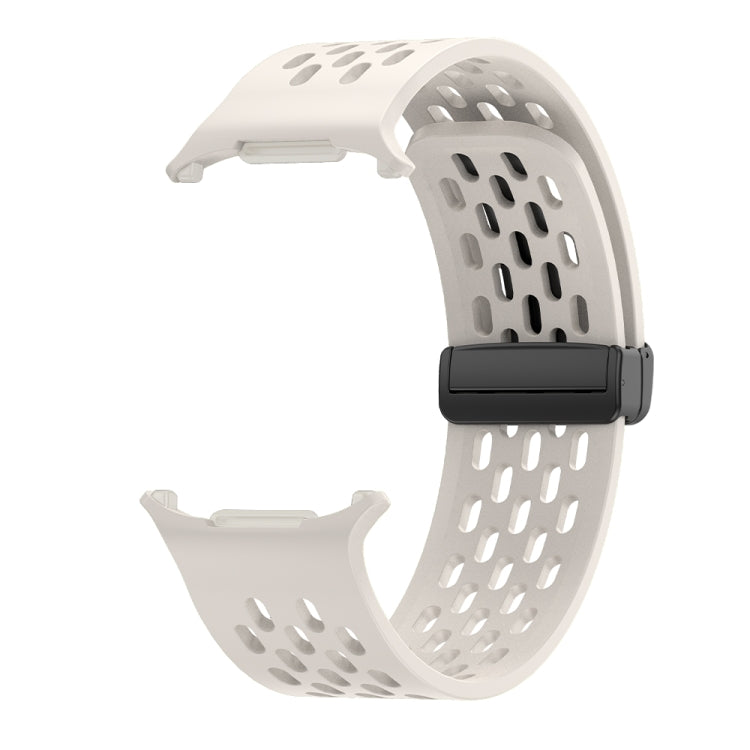 For Samsung Galaxy Watch Ultra 47mm / Ultra 2025 Hole Style Plastic Connector Magnetic Folding Buckle Silicone Watch Band