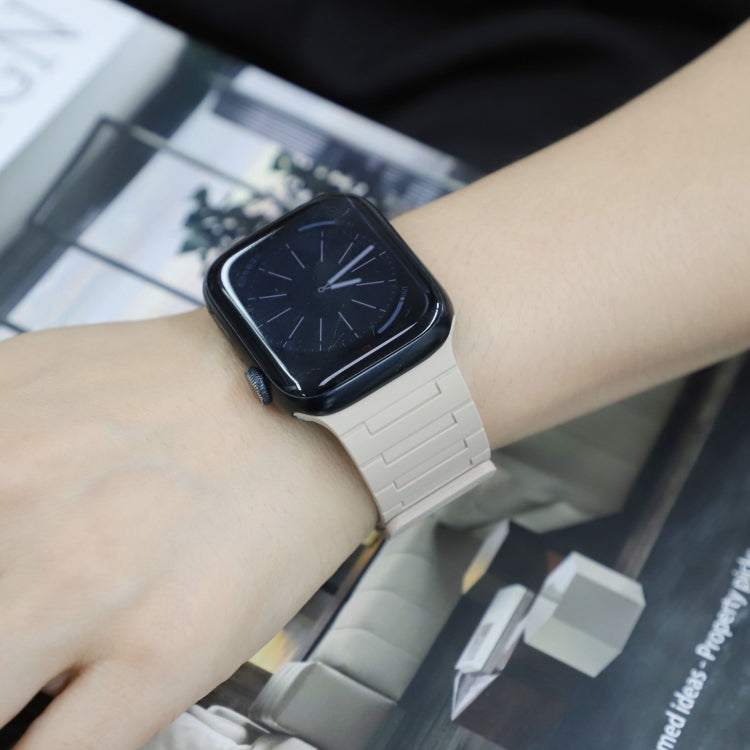 For Apple Watch SE 40mm Magnetic Silicone Watch Band