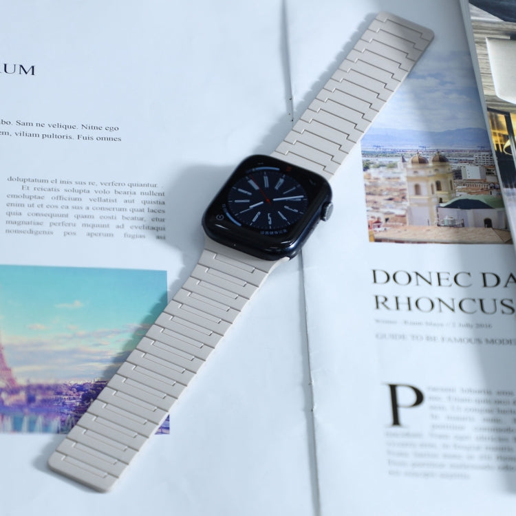 For Apple Watch SE 44mm Magnetic Silicone Watch Band