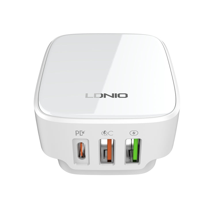LDNIO Q334 32W Type-C + Dual USB Port Charger with 1m 8 Pin Data Cable, Plug Type:US Plug
