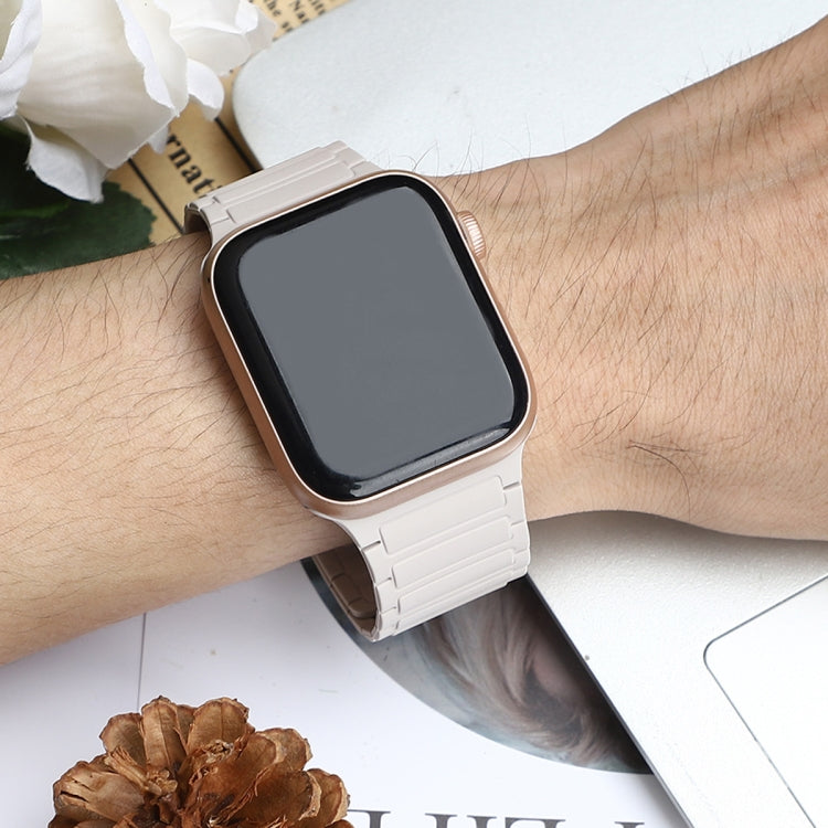 For Apple Watch Series 4 40mm Tri-beads Magnetic Hoop Silicone Watch Band
