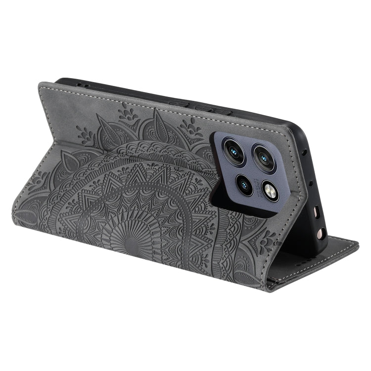 For Motorola Edge 50 Neo Totem Embossed Magnetic Leather Phone Case