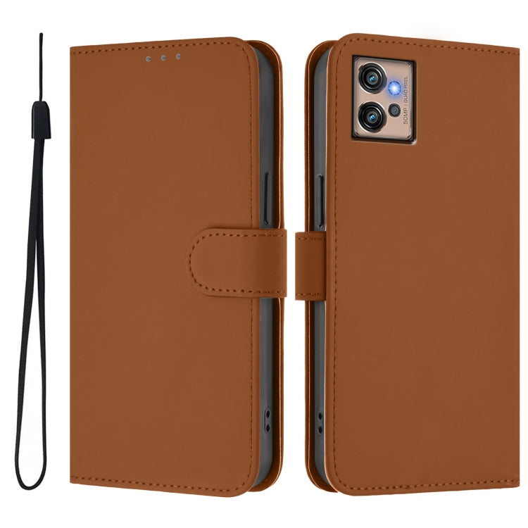 For Motorola Moto G32 Skin Feel Solid Color Leather Phone Case with Lanyard