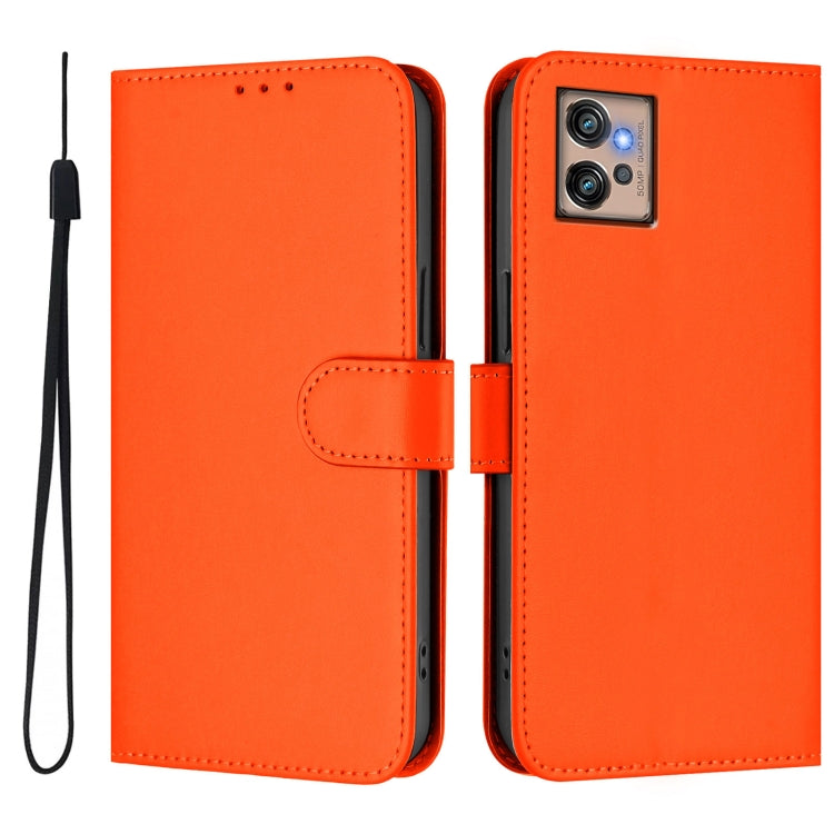 For Motorola Moto G32 Skin Feel Solid Color Leather Phone Case with Lanyard