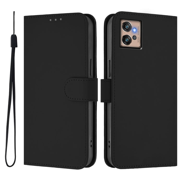 For Motorola Moto G32 Skin Feel Solid Color Leather Phone Case with Lanyard