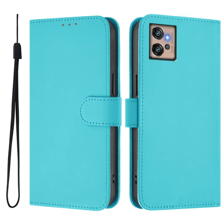 For Motorola Moto G32 Skin Feel Solid Color Leather Phone Case with Lanyard