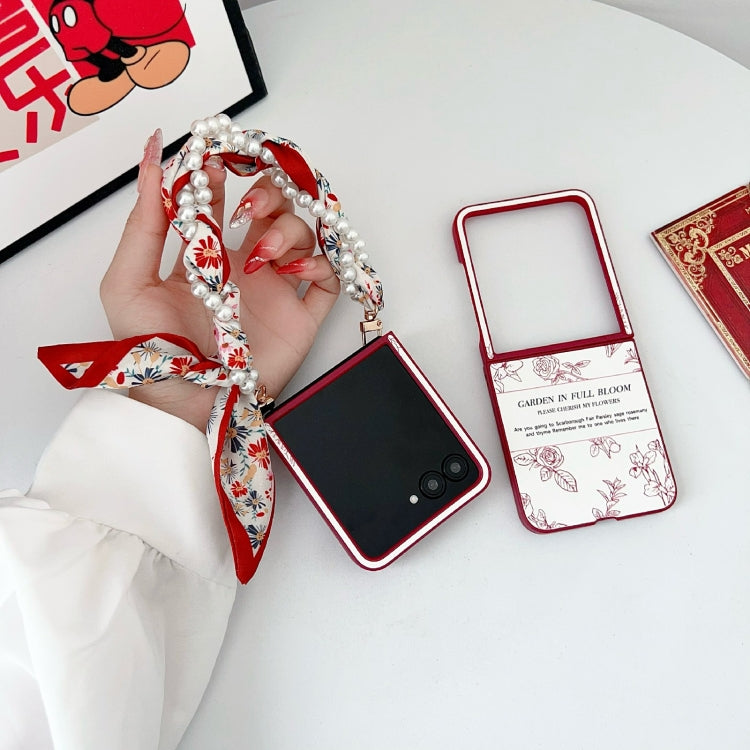 For Motorola Razr 40 Ultra Sketch Flower Pattern Phone Case - Rose