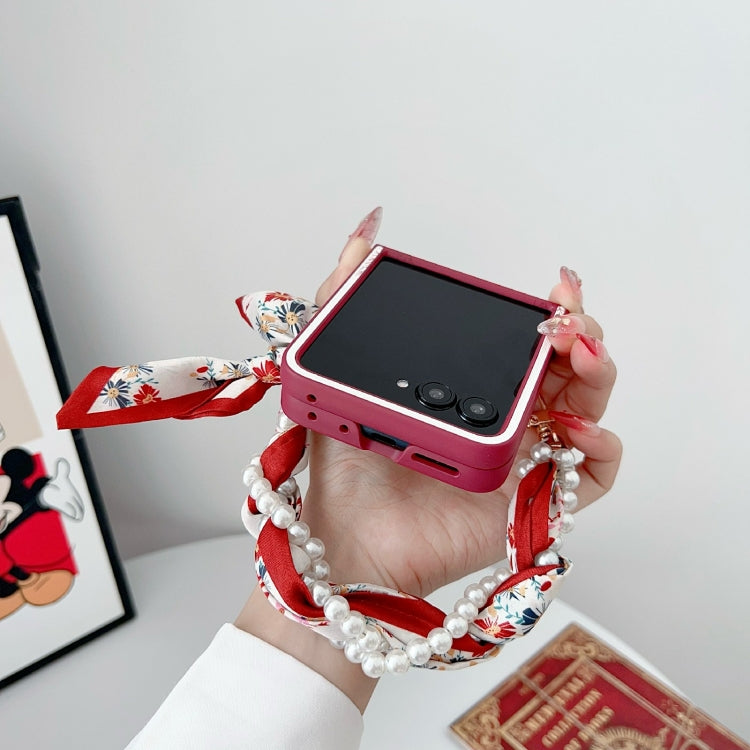 For Motorola Razr 50 Sketch Flower Pattern Phone Case with Scarf Bracelet - Rose