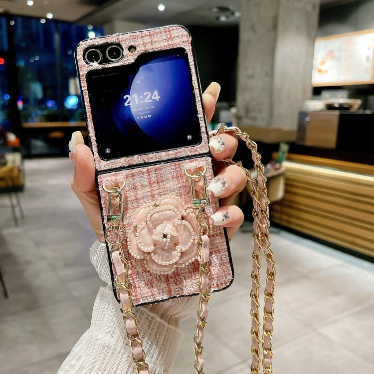 For Samsung Galaxy Z Flip6 / Flip7 FE Camellia Plaid Fabric PC Phone Case with Long Lanyard