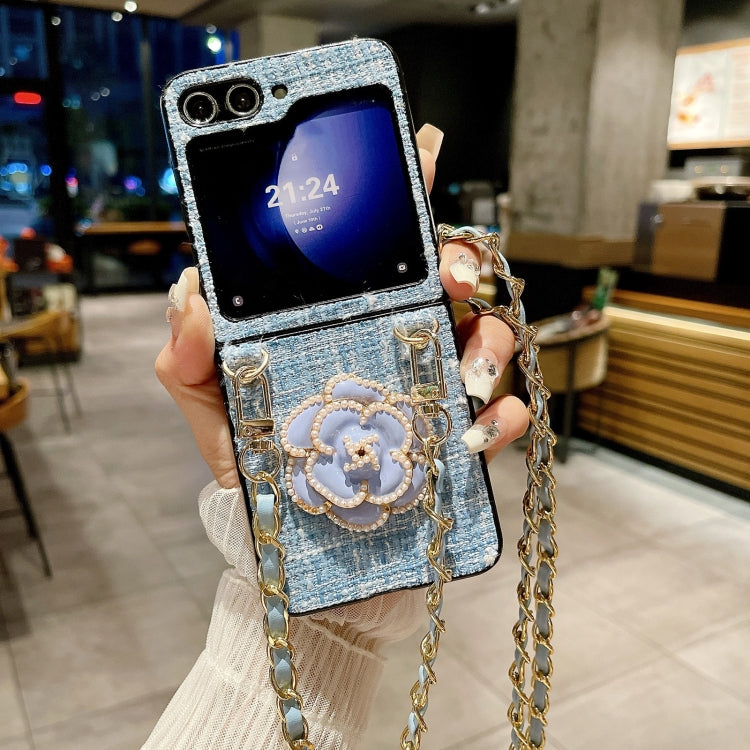 For Samsung Galaxy Z Flip6 / Flip7 FE Camellia Plaid Fabric PC Phone Case with Long Lanyard
