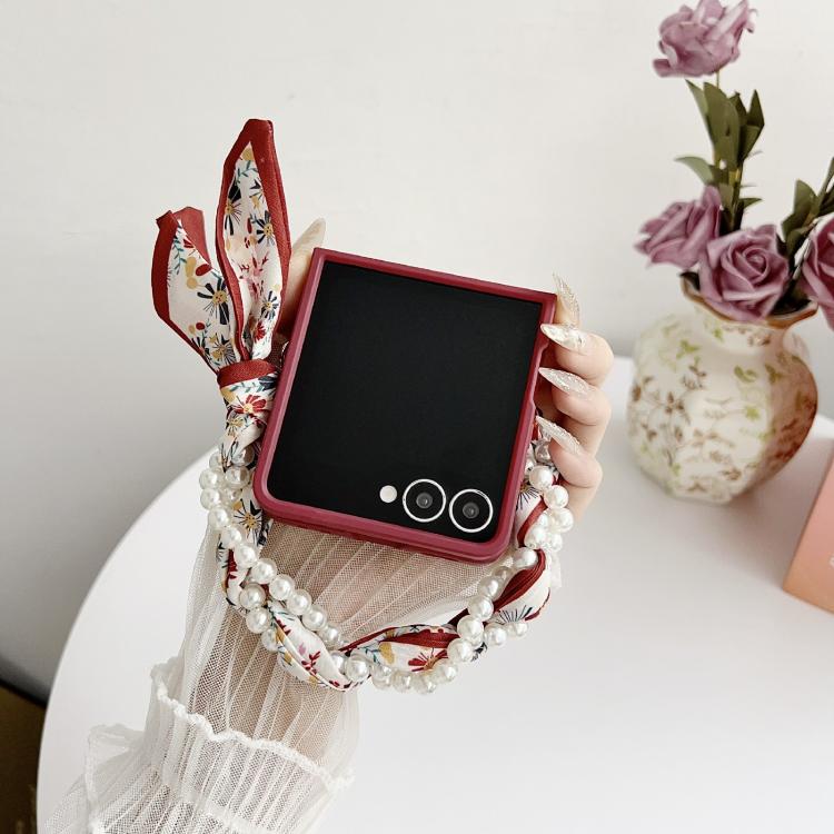 For Samsung Galaxy Z Flip7 5G Sketch Flower Pattern Phone Case with Scarf Bracelet - Rose