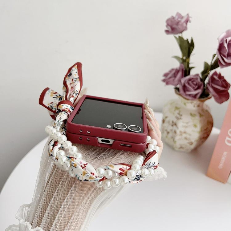 For Samsung Galaxy Z Flip7 5G Sketch Flower Pattern Phone Case with Scarf Bracelet - Rose