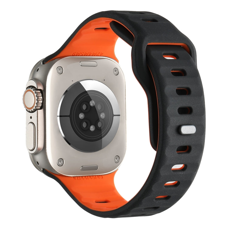 For Apple Watch 46mm / 49mm / 45mm / 44mm Horizontal Stripes Two-Color Silicone Watch Band